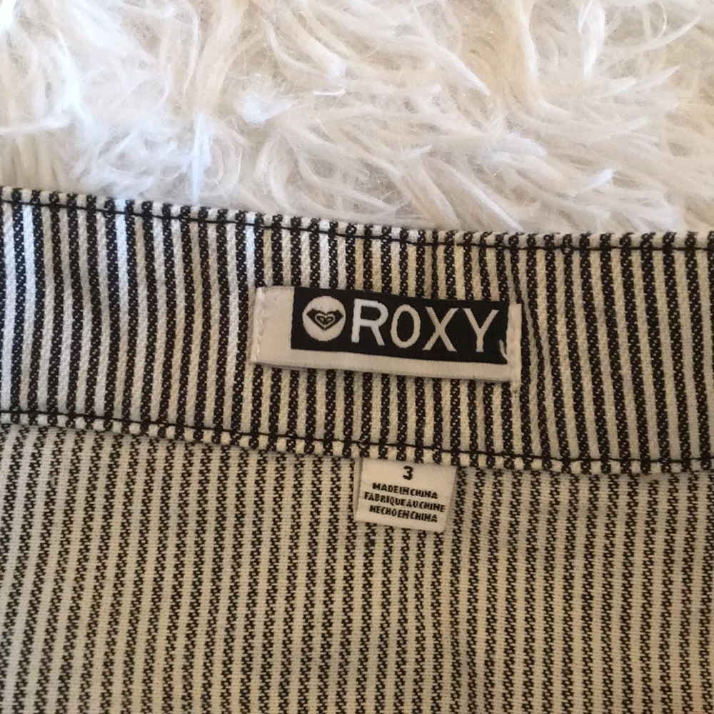 Stripped Roxy skirt - Picture 3 of 6